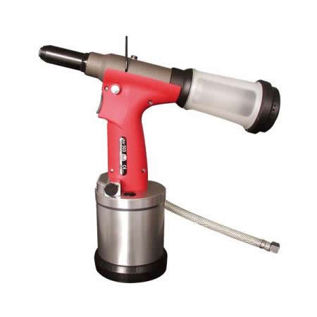 Фото пневмогидравлического заклепочника