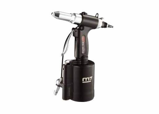 пневмогидравлический заклепочник