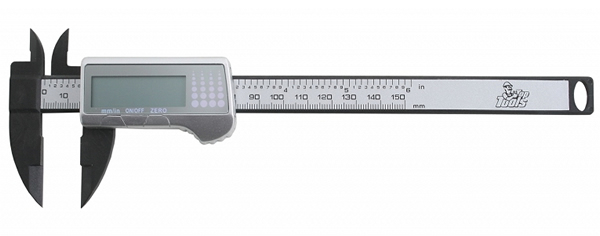 Фото цифрового кронциркуля 150 мм углепластик