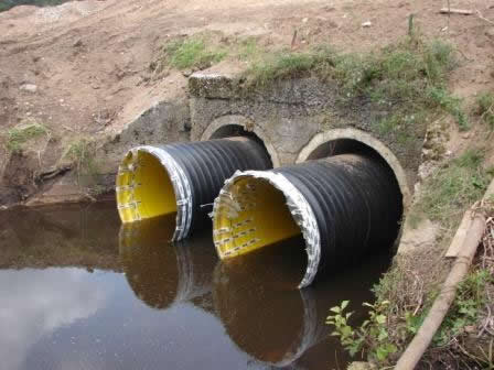 лопнула канализационная труба