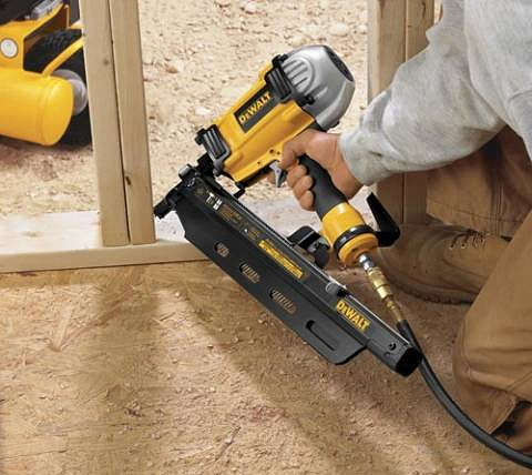 электрический нейлер