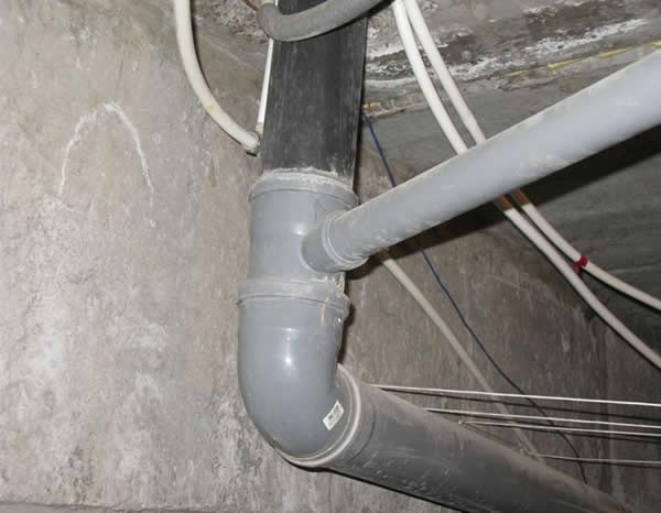 прокладка канализационных труб