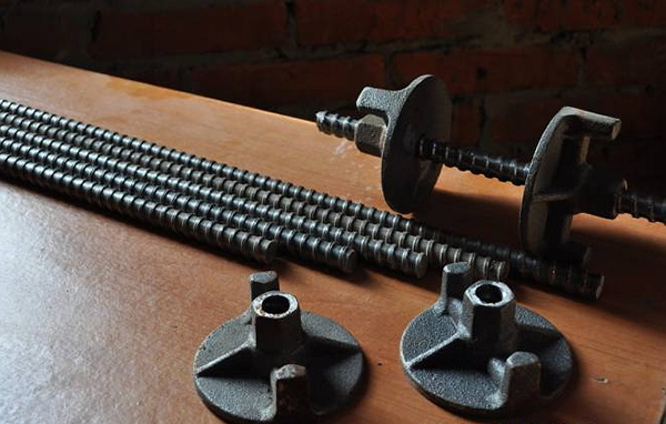шпильки стяжные для монтажа опалубки