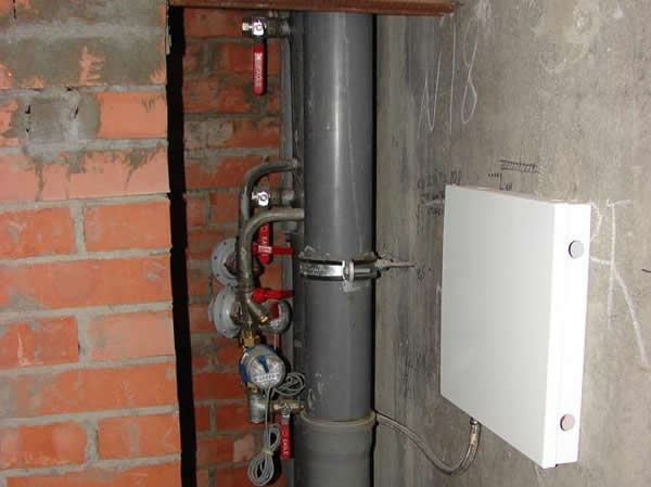 старые канализационные трубы